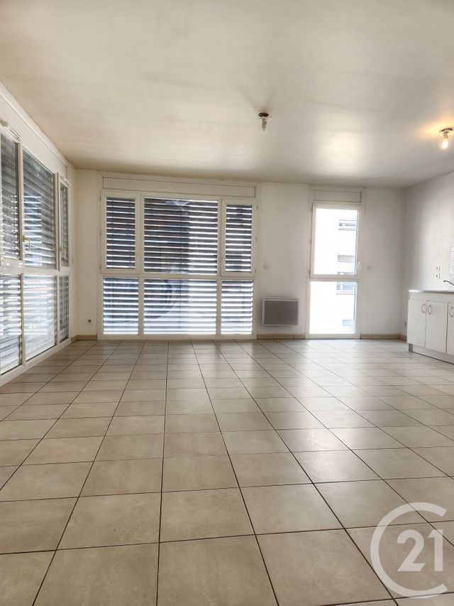 Appartement F3 à vendre - 3 pièces - 67.06 m2 - VILLEURBANNE - 69 - RHONE-ALPES - Century 21 Villa Urbana