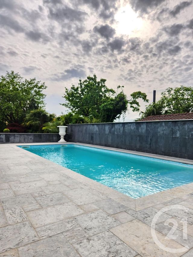 maison à vendre - 5 pièces - 140.0 m2 - VAULX EN VELIN - 69 - RHONE-ALPES - Century 21 Villa Urbana