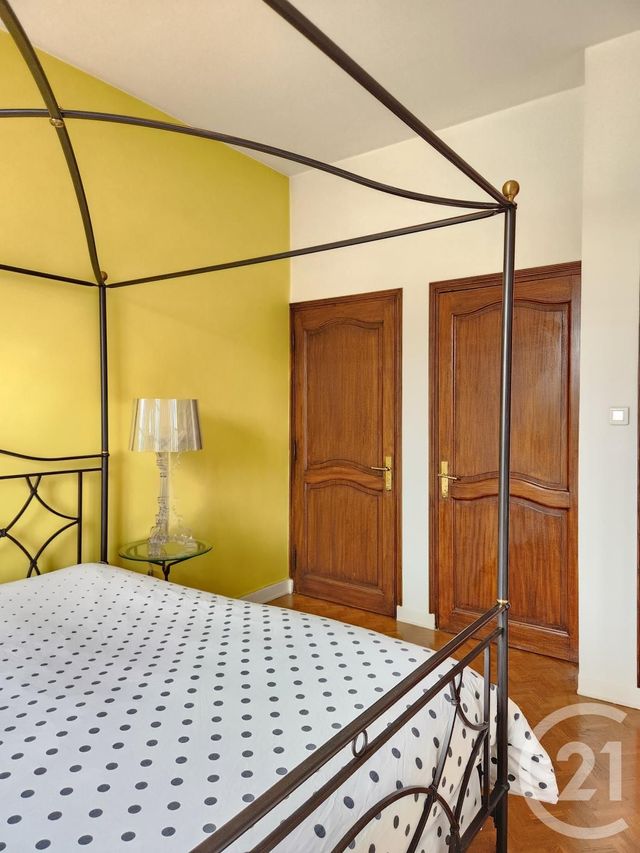 maison à vendre - 5 pièces - 140.0 m2 - VAULX EN VELIN - 69 - RHONE-ALPES - Century 21 Villa Urbana