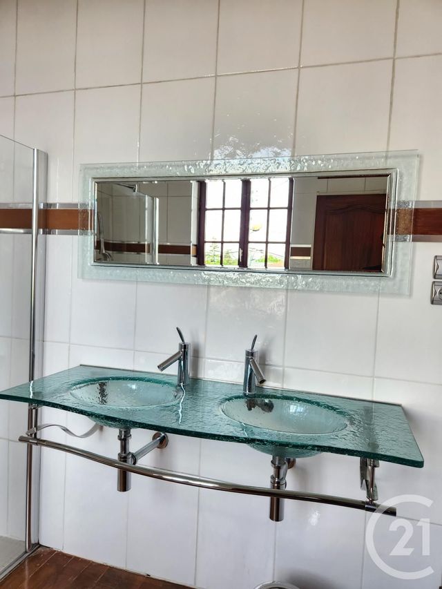 maison à vendre - 5 pièces - 140.0 m2 - VAULX EN VELIN - 69 - RHONE-ALPES - Century 21 Villa Urbana