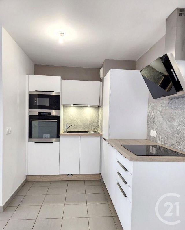 Appartement F3 à vendre - 3 pièces - 63.0 m2 - VILLEURBANNE - 69 - RHONE-ALPES - Century 21 Villa Urbana