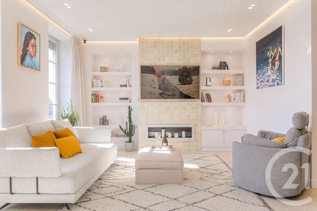 Appartement à vendre - 4 pièces - 85.46 m2 - LYON - 69002 - RHONE-ALPES - Century 21 Villa Urbana