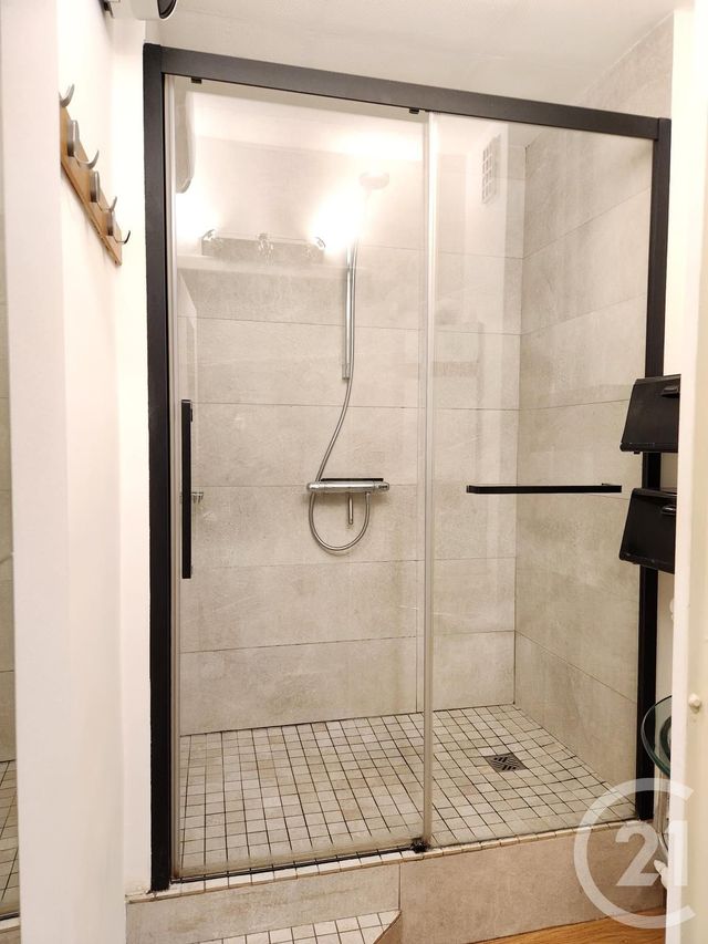 Appartement F3 à vendre - 3 pièces - 60.0 m2 - VILLEURBANNE - 69 - RHONE-ALPES - Century 21 Villa Urbana
