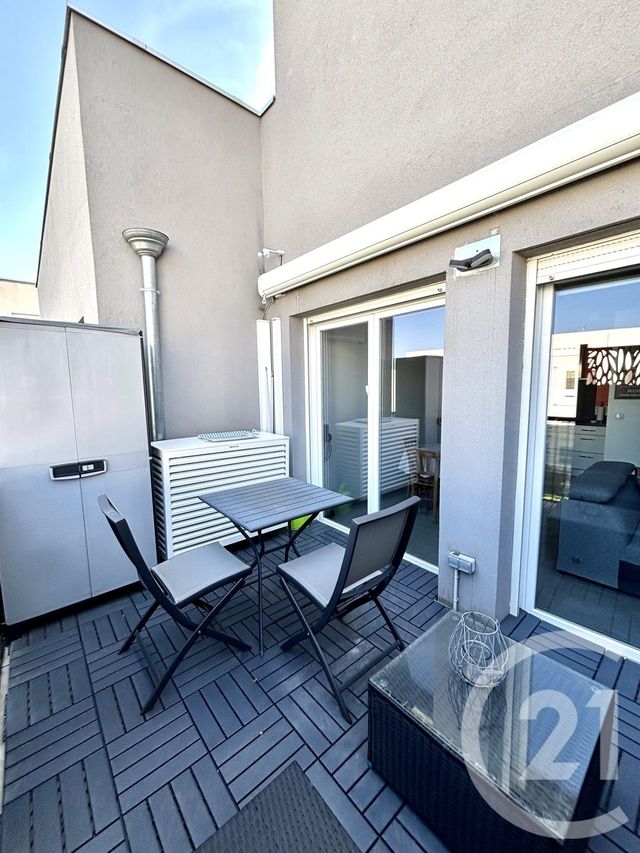 Appartement F4 à vendre - 4 pièces - 76.0 m2 - VILLEURBANNE - 69 - RHONE-ALPES - Century 21 Villa Urbana