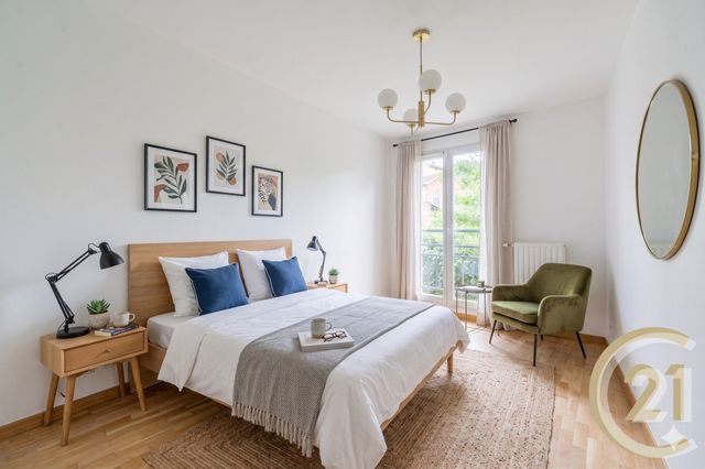 Appartement F5 à vendre - 4 pièces - 93.0 m2 - FRANCHEVILLE - 69 - RHONE-ALPES - Century 21 Villa Urbana