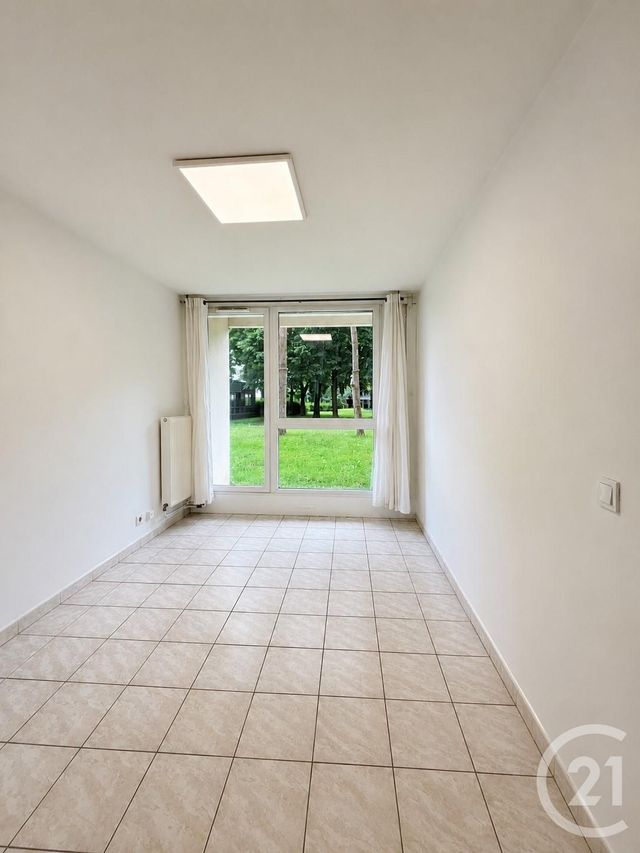 Appartement T4 à vendre - 4 pièces - 84.47 m2 - VILLEURBANNE - 69 - RHONE-ALPES - Century 21 Villa Urbana