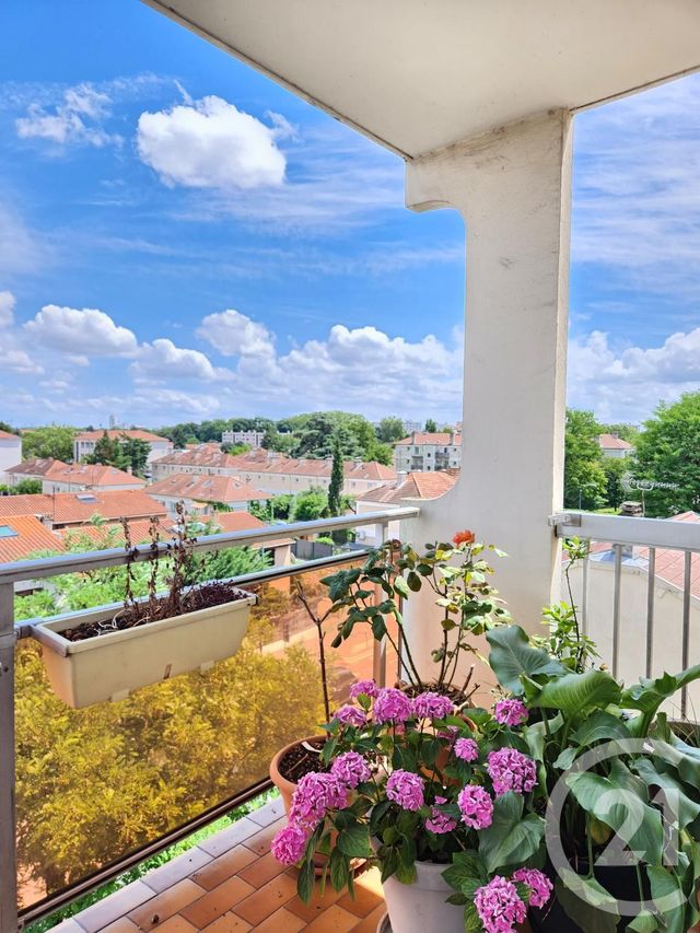 Appartement F4 à vendre - 4 pièces - 89.23 m2 - VILLEURBANNE - 69 - RHONE-ALPES - Century 21 Villa Urbana