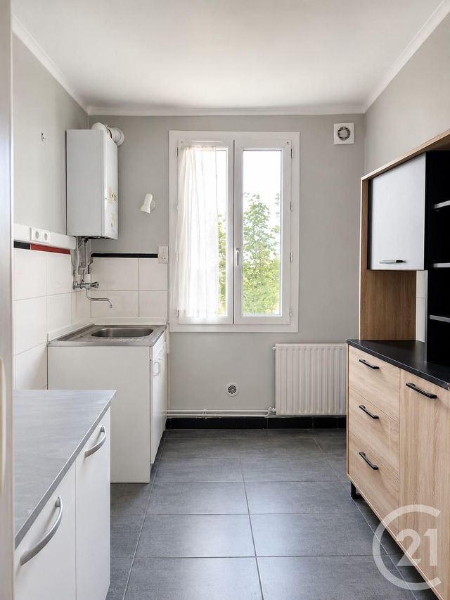 Appartement F3 à vendre - 3 pièces - 49.0 m2 - VILLEURBANNE - 69 - RHONE-ALPES - Century 21 Villa Urbana