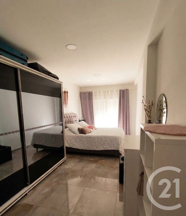 maison à vendre - 5 pièces - 105.0 m2 - VAULX EN VELIN - 69 - RHONE-ALPES - Century 21 Villa Urbana