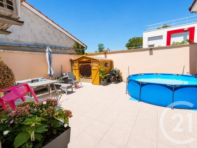 maison à vendre - 5 pièces - 105.0 m2 - VAULX EN VELIN - 69 - RHONE-ALPES - Century 21 Villa Urbana