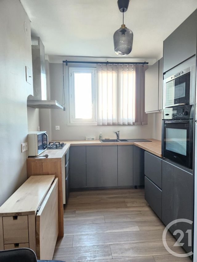 Appartement F3 à vendre - 3 pièces - 64.5 m2 - VILLEURBANNE - 69 - RHONE-ALPES - Century 21 Villa Urbana