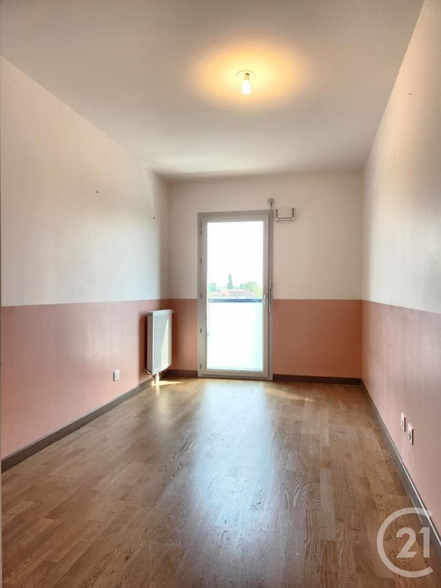Appartement F4 à vendre - 4 pièces - 92.53 m2 - RILLIEUX LA PAPE - 69 - RHONE-ALPES - Century 21 Villa Urbana