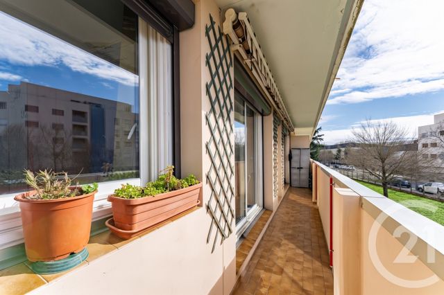 Appartement F4 à vendre ST PRIEST