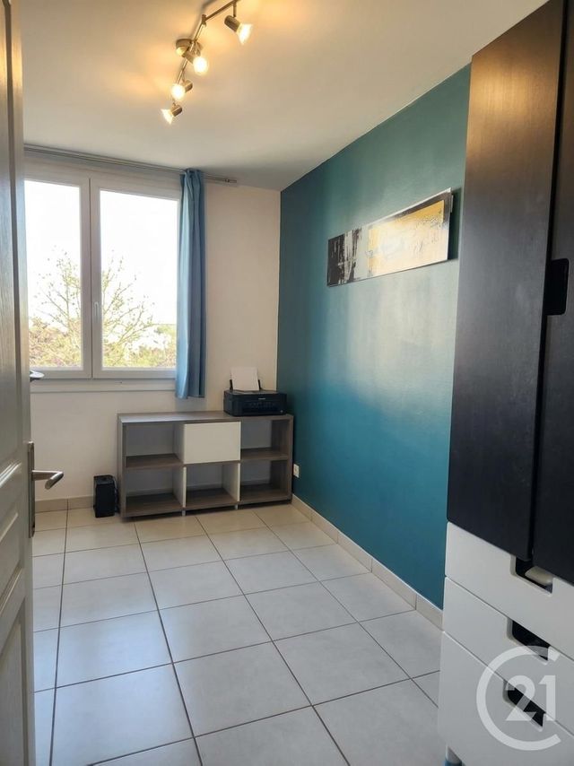 Appartement F4 à vendre - 4 pièces - 70.07 m2 - VILLEURBANNE - 69 - RHONE-ALPES - Century 21 Villa Urbana