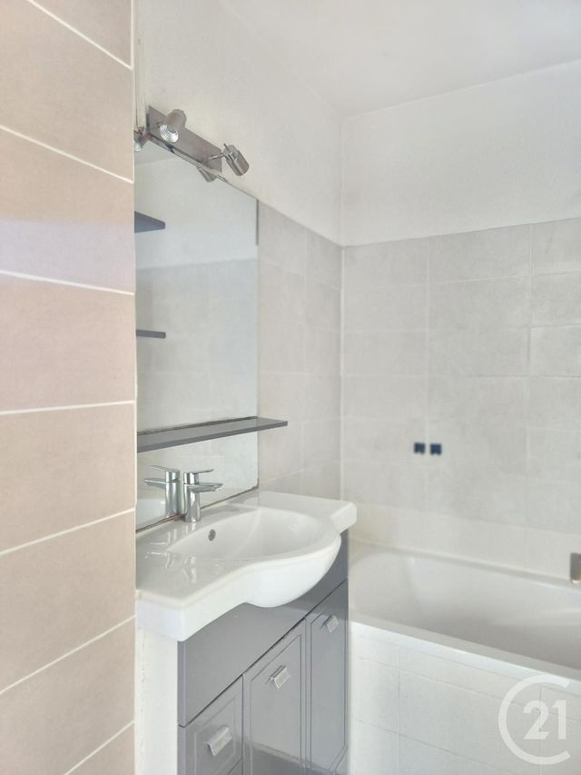 Appartement F2 à vendre - 2 pièces - 39.54 m2 - VILLEURBANNE - 69 - RHONE-ALPES - Century 21 Villa Urbana