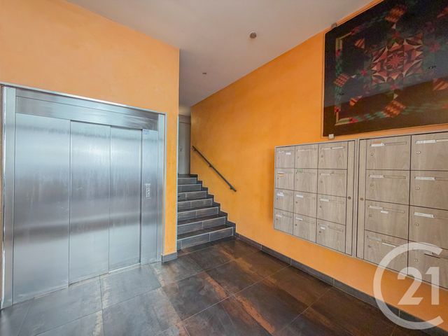 Appartement F3 à vendre - 3 pièces - 61.24 m2 - VILLEURBANNE - 69 - RHONE-ALPES - Century 21 Villa Urbana