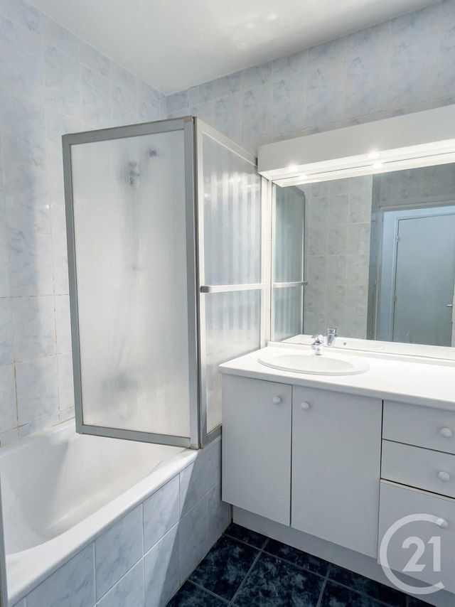 Appartement à vendre - 4 pièces - 82.0 m2 - VILLEURBANNE - 69 - RHONE-ALPES - Century 21 Villa Urbana