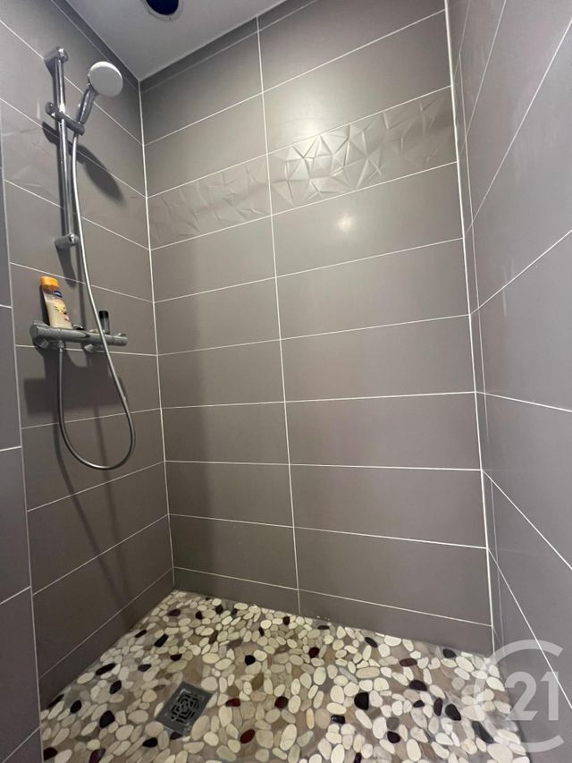 Appartement F2 à vendre - 2 pièces - 32.55 m2 - VILLEURBANNE - 69 - RHONE-ALPES - Century 21 Villa Urbana