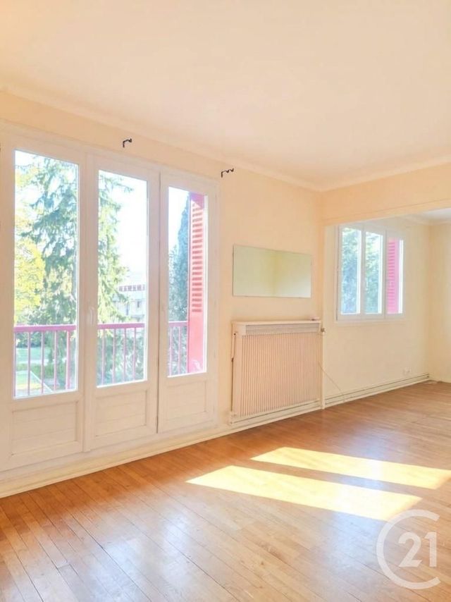 Appartement F5 à vendre - 5 pièces - 79.1 m2 - VILLEURBANNE - 69 - RHONE-ALPES - Century 21 Villa Urbana