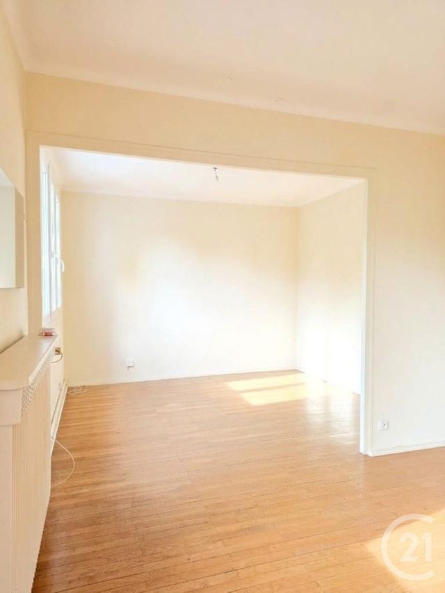 Appartement F5 à vendre - 5 pièces - 79.1 m2 - VILLEURBANNE - 69 - RHONE-ALPES - Century 21 Villa Urbana