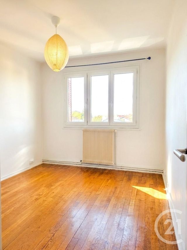 Appartement F5 à vendre - 5 pièces - 79.1 m2 - VILLEURBANNE - 69 - RHONE-ALPES - Century 21 Villa Urbana